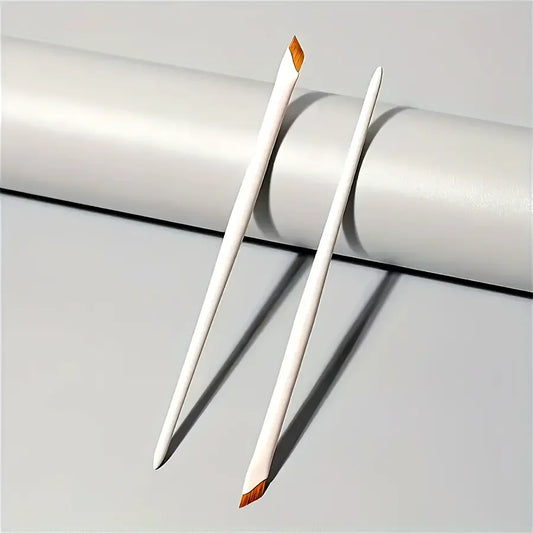 Delineador de Ojos en Ángulo de Precisión y Set de Brochas | Herramientas Impecables para el Maquillaje de Ojos