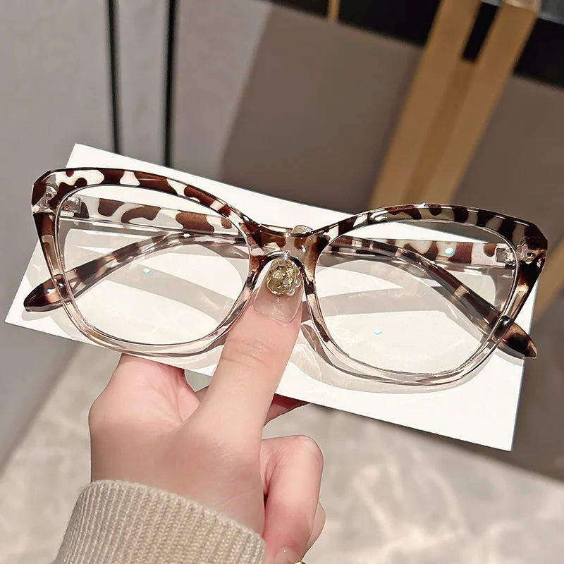 Chic Cat Eye Reading Glasses for Women | Stylish Eyewear