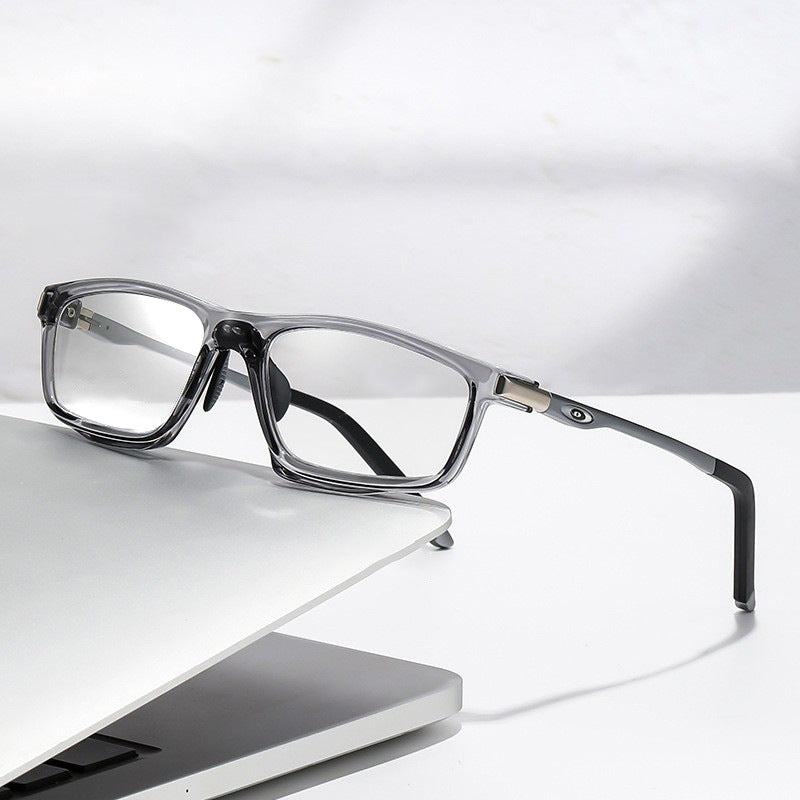 Multifocal Photochromic Reading Glasses with Spring Hinges