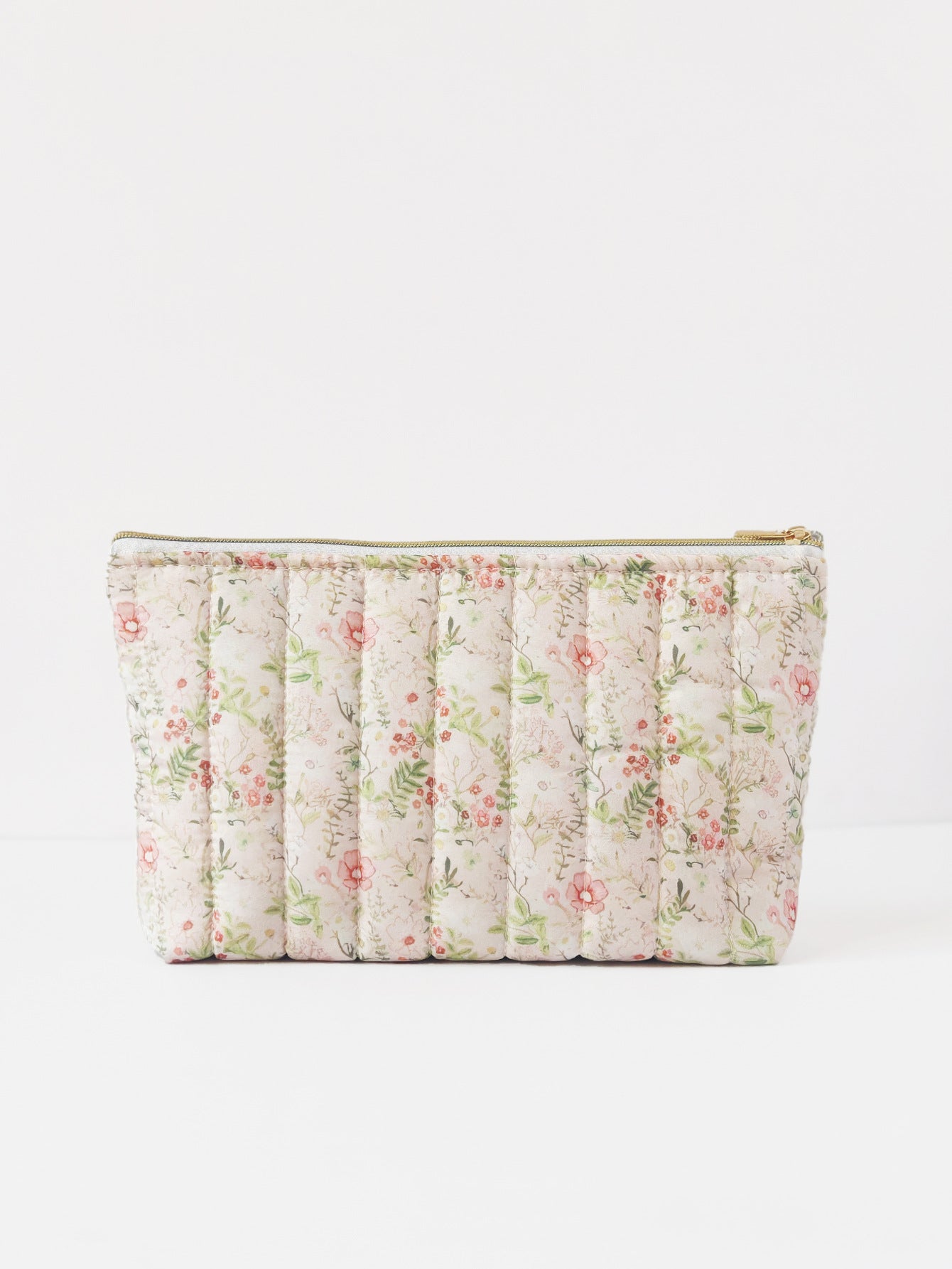 Floral Fabric Cosmetic Bag | Chic Storage Solution for Beauty Essentials