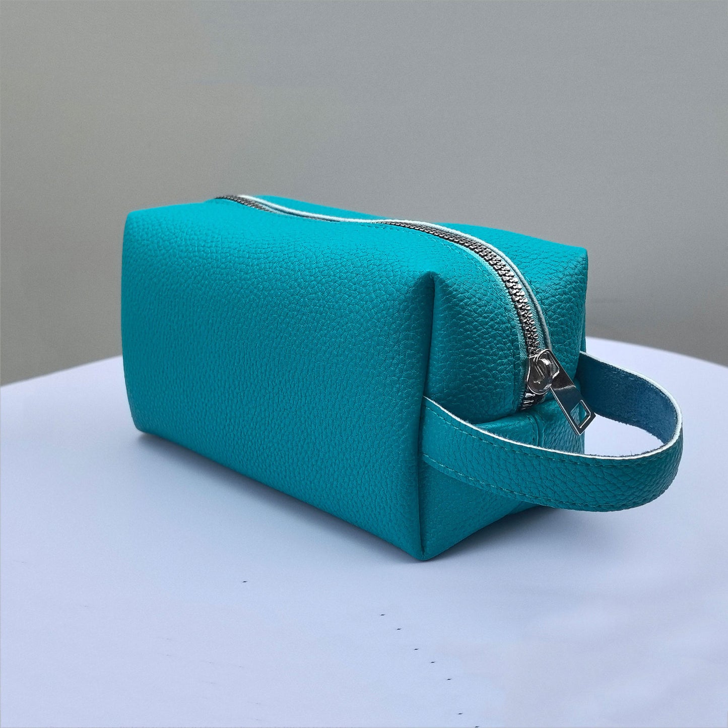 Portable Waterproof Cosmetic Bag | Stylish Multi-Functional Storage