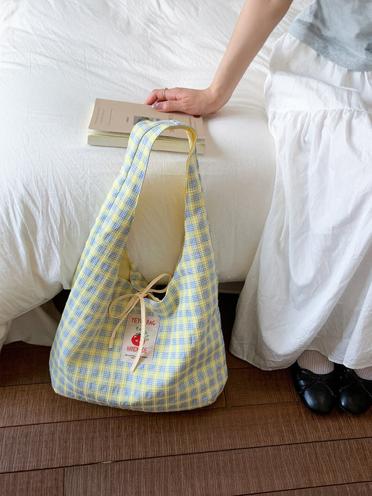 Stylish Canvas Bag | Versatile & Spacious Everyday Tote